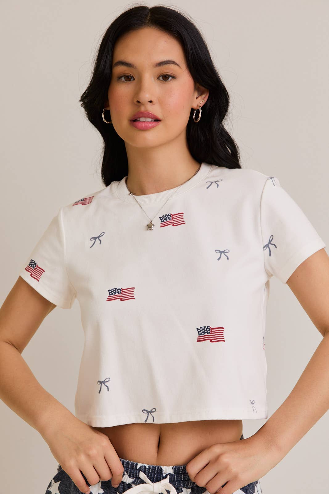 "USA FLAG WITH BOW" PRINT SHORT SLEEVE CREW NECK BABY TEE