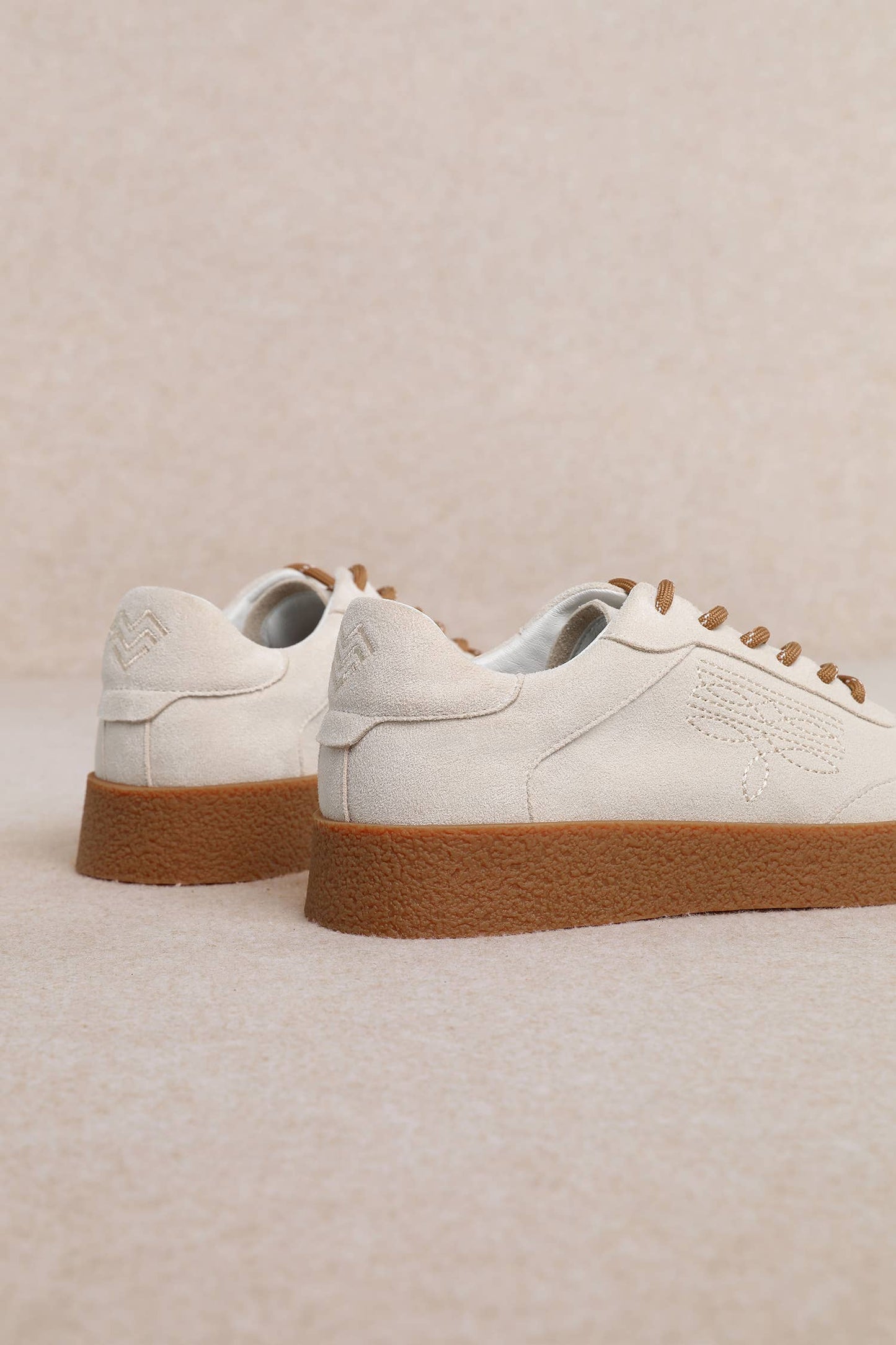 SHELLY SNEAKERS