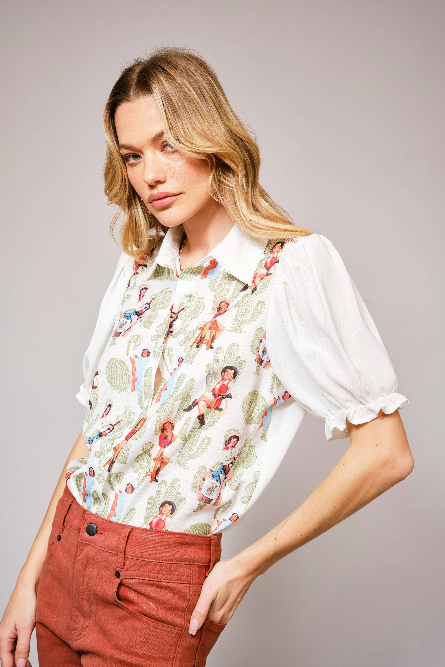 Pin Up Girl Cactus Print Lace Collar Blouse
