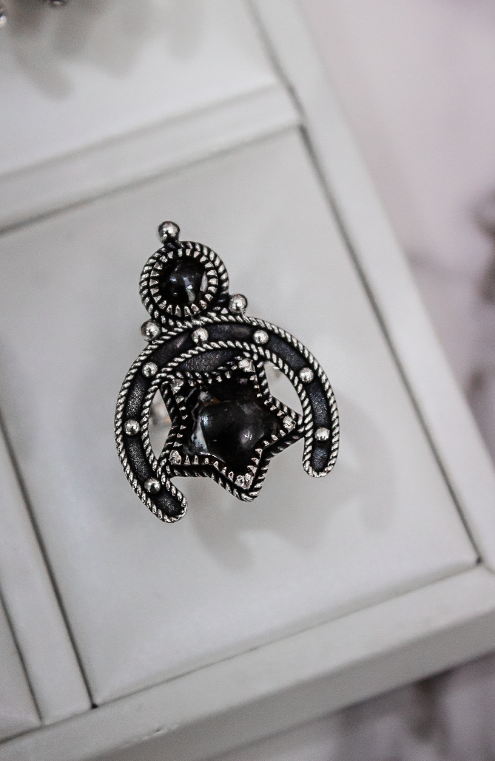 Lucky Star Horseshoe Ring