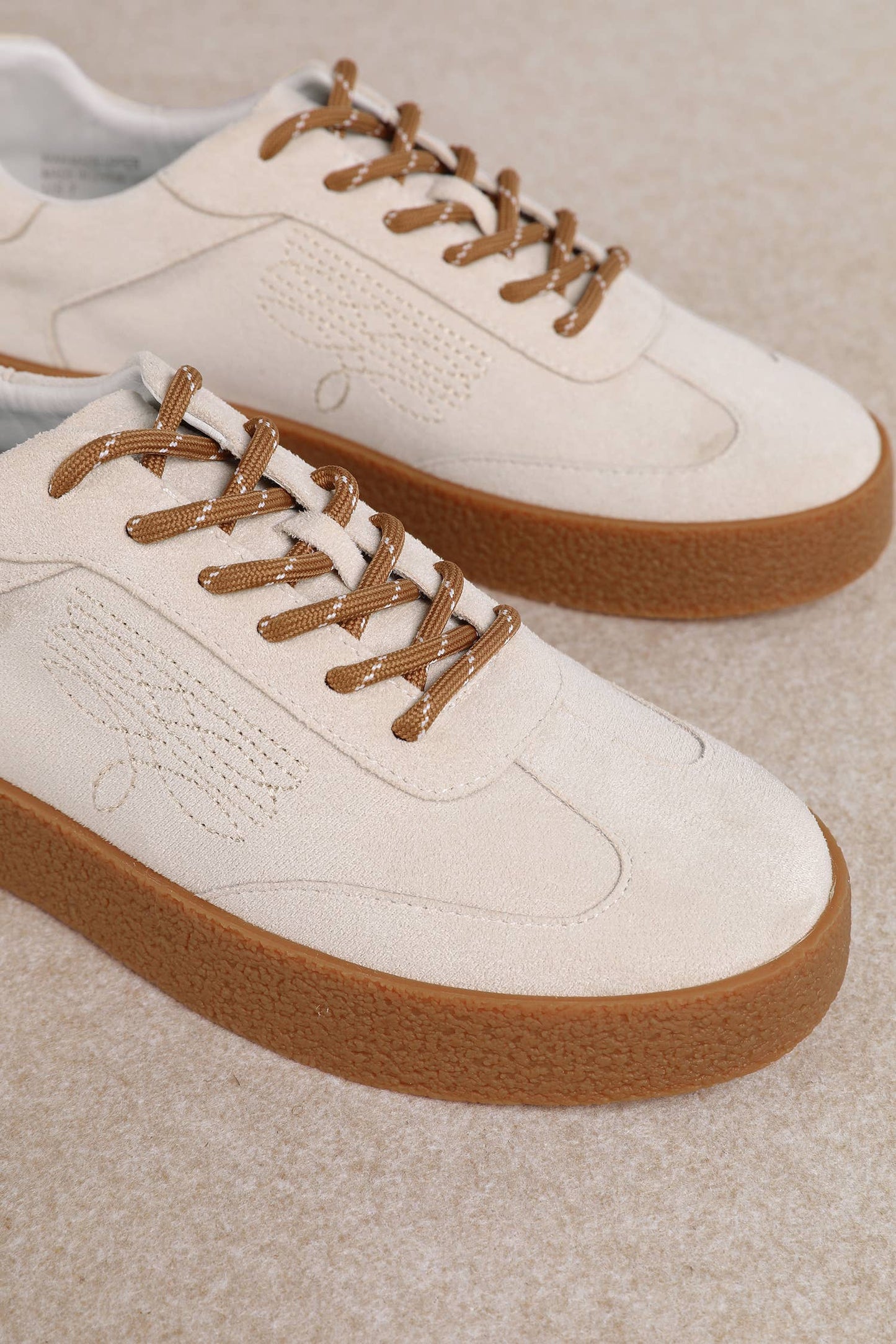 SHELLY SNEAKERS