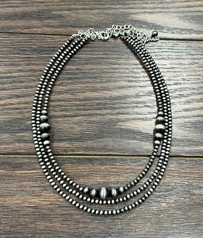 Brazoria Handmade Navajo Bead Necklace