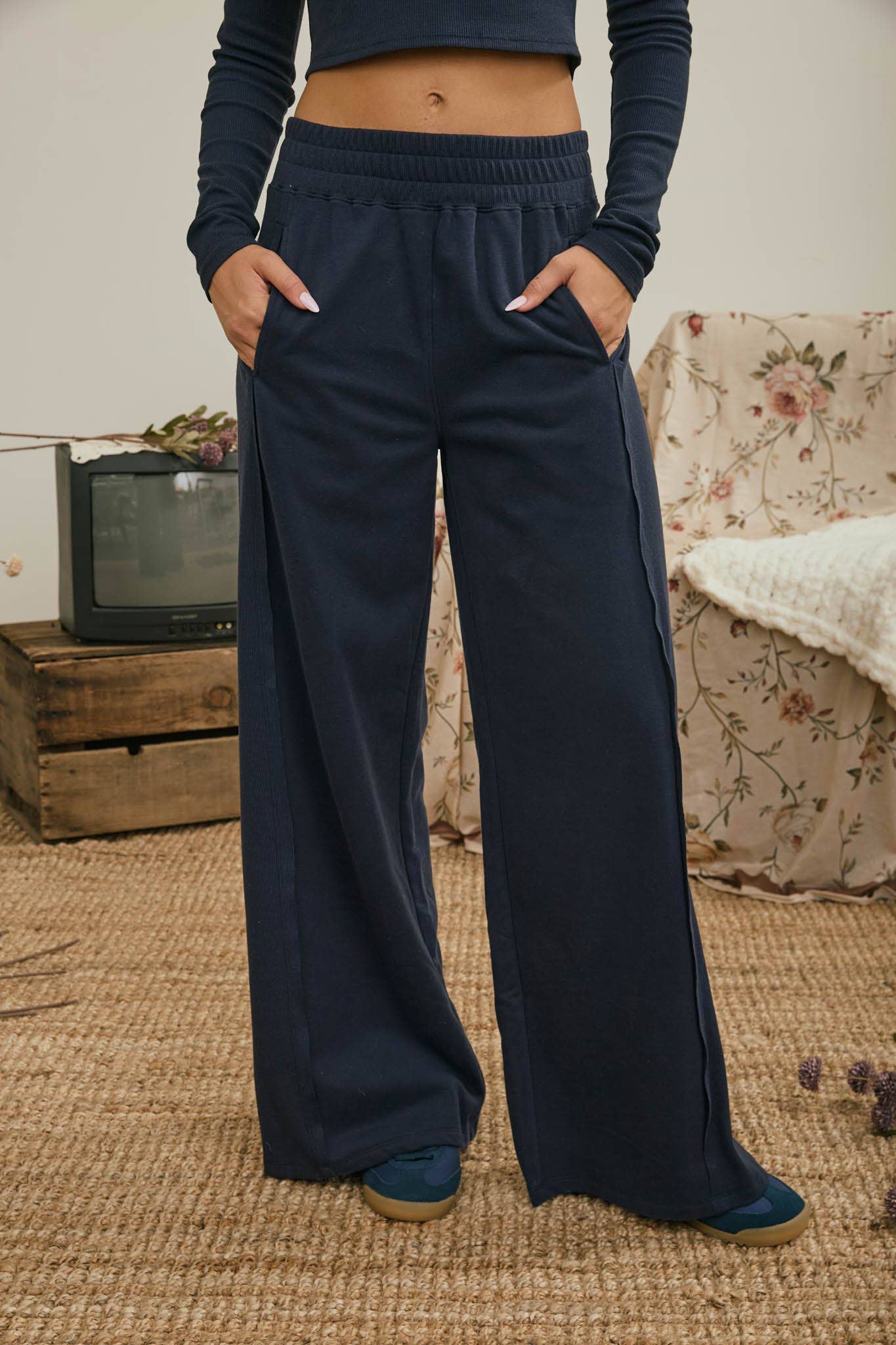 ELASTIC WAIST SIDE PANEL KNIT LOUNGE PANTS