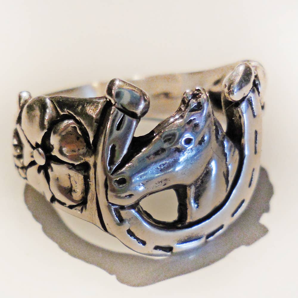 Lucky Horseshoe & Flowers Ring