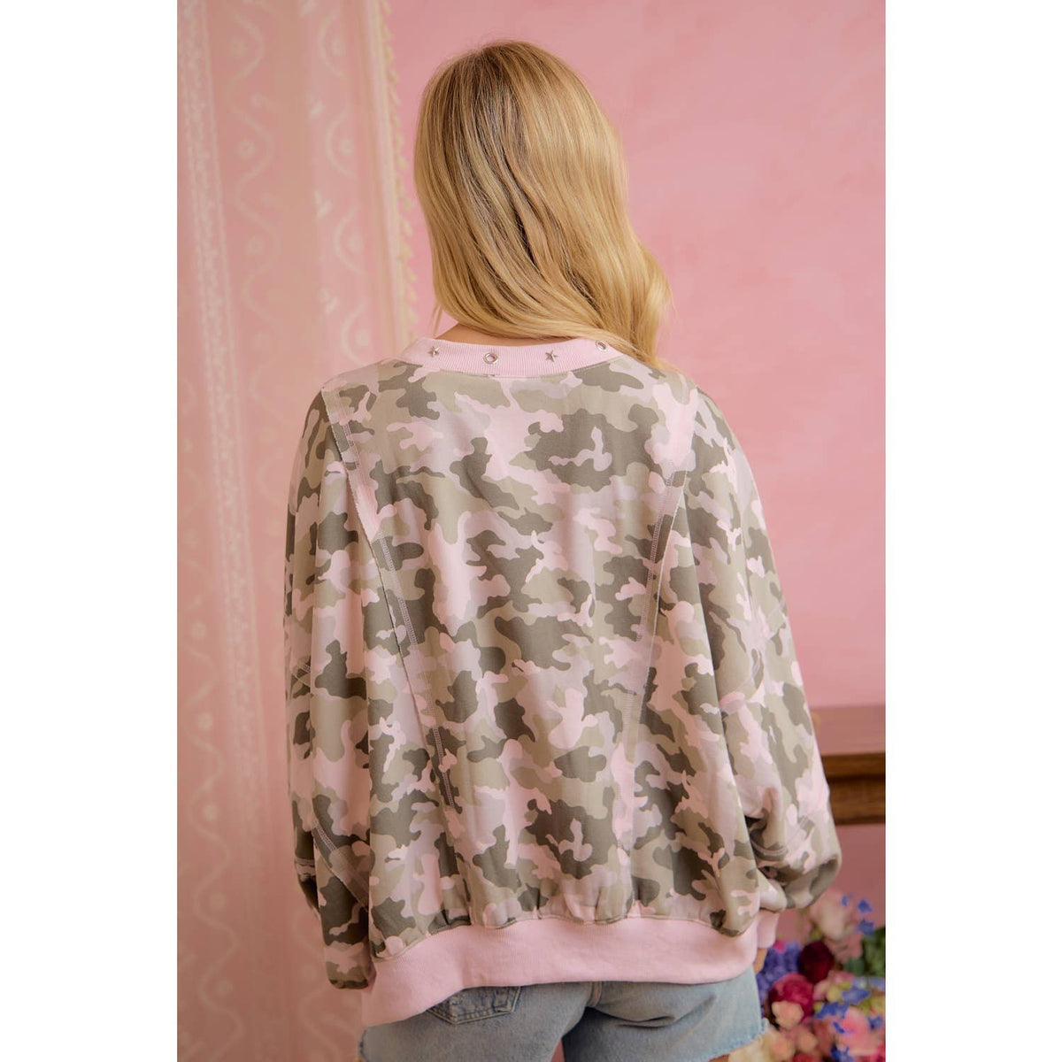 DELILAH CAMOUGLAGE PRINTED SWEATSHIRT
